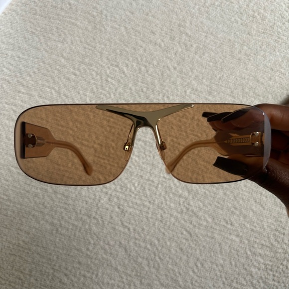 Burberry Aviator Sunglasses - Picture 6 of 7